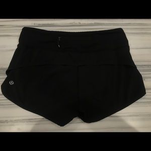 lululemon athleticas {size 4} speed up shorts
